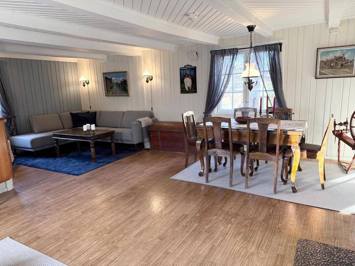 Five-Bedroom House in Røros