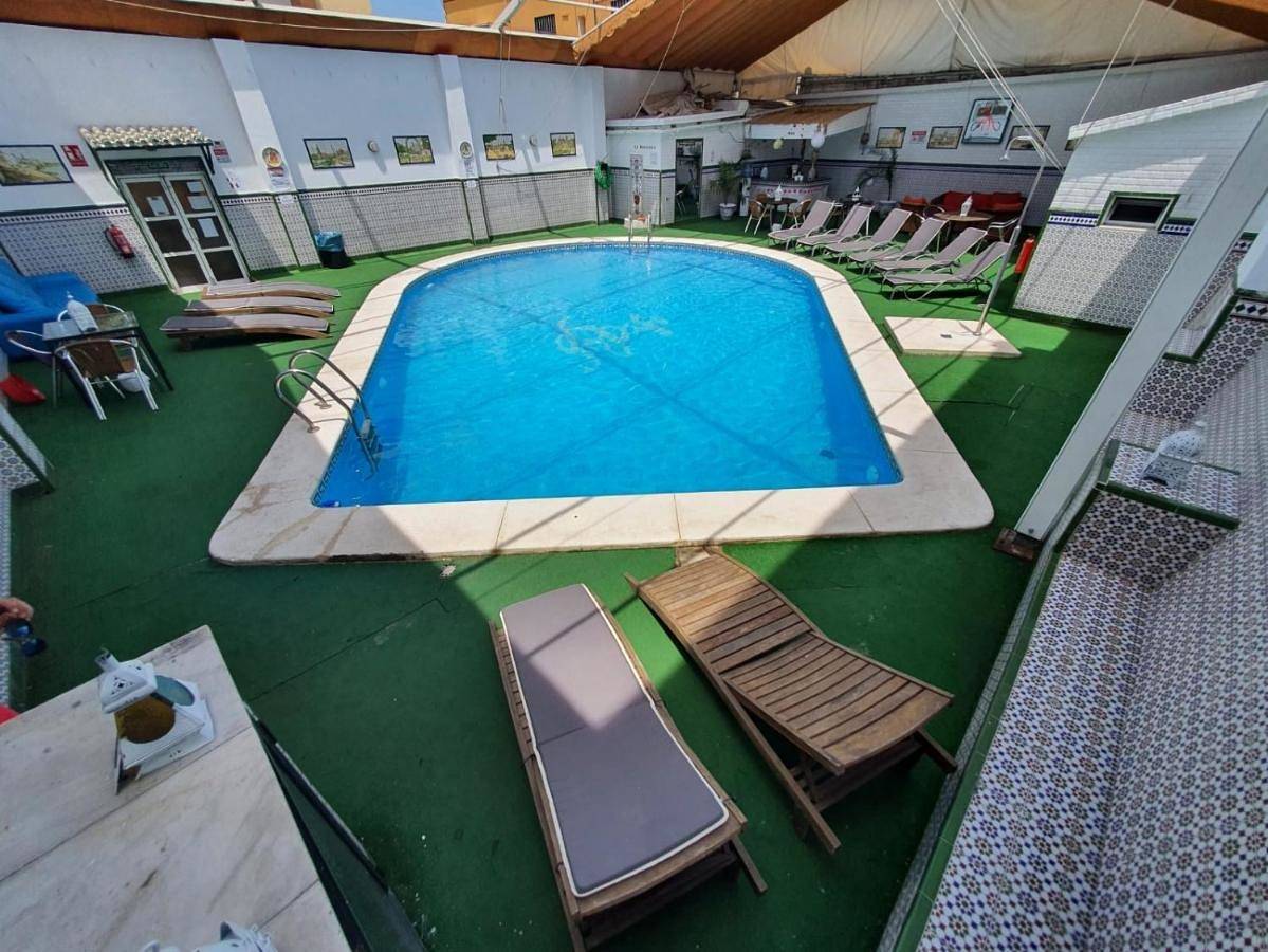 Maison d’hôte pour 4 personnes avec terrasse in Cerro-Amate, Séville