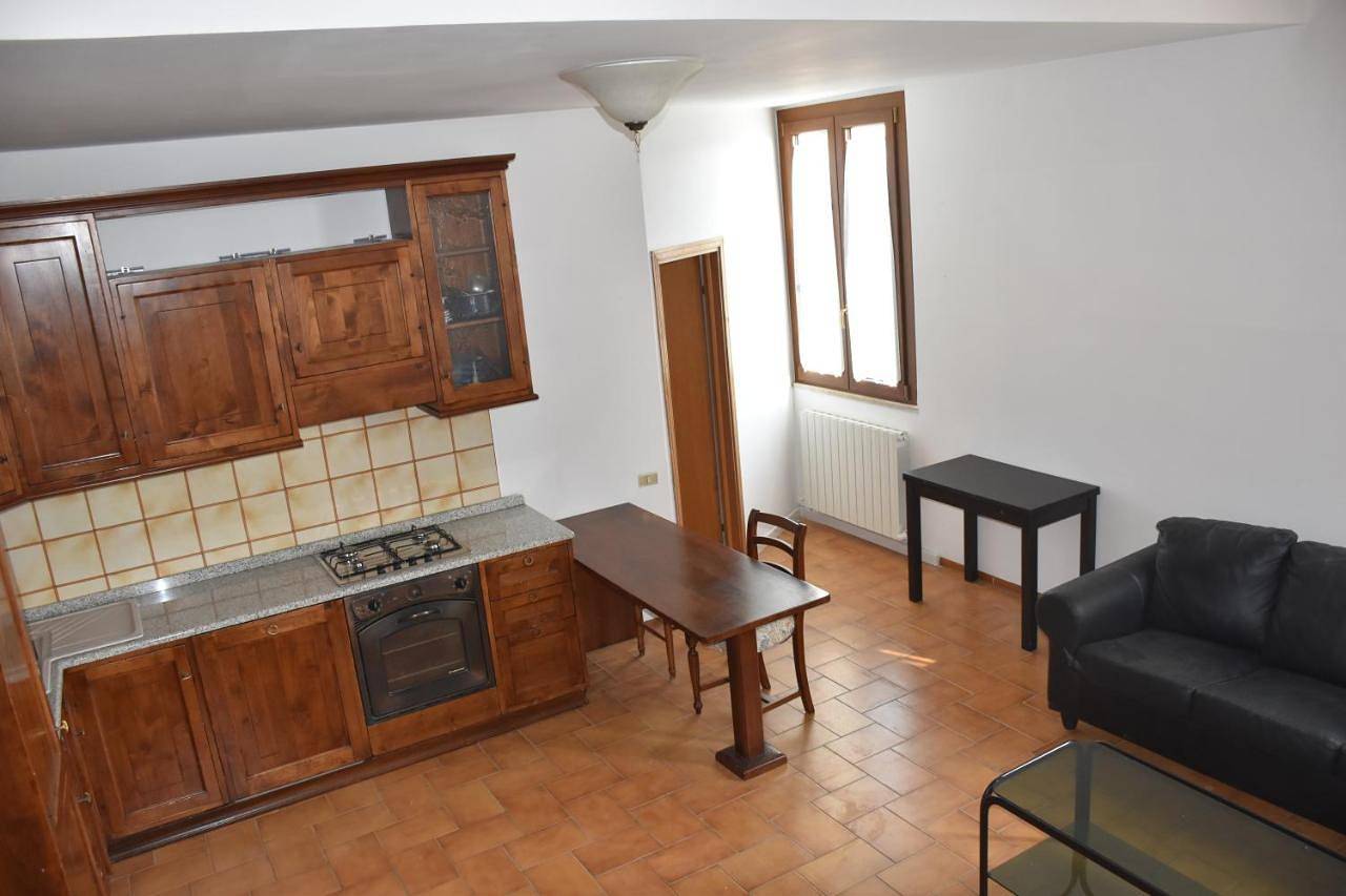 Appartamento intero, Three-Bedroom Apartment in Rosignano Solvay, Rosignano Marittimo
