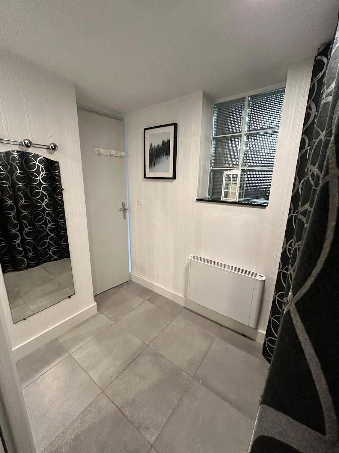 Gîte pour 2 personnes, avec terrasse à Montfaucon (France) - 4