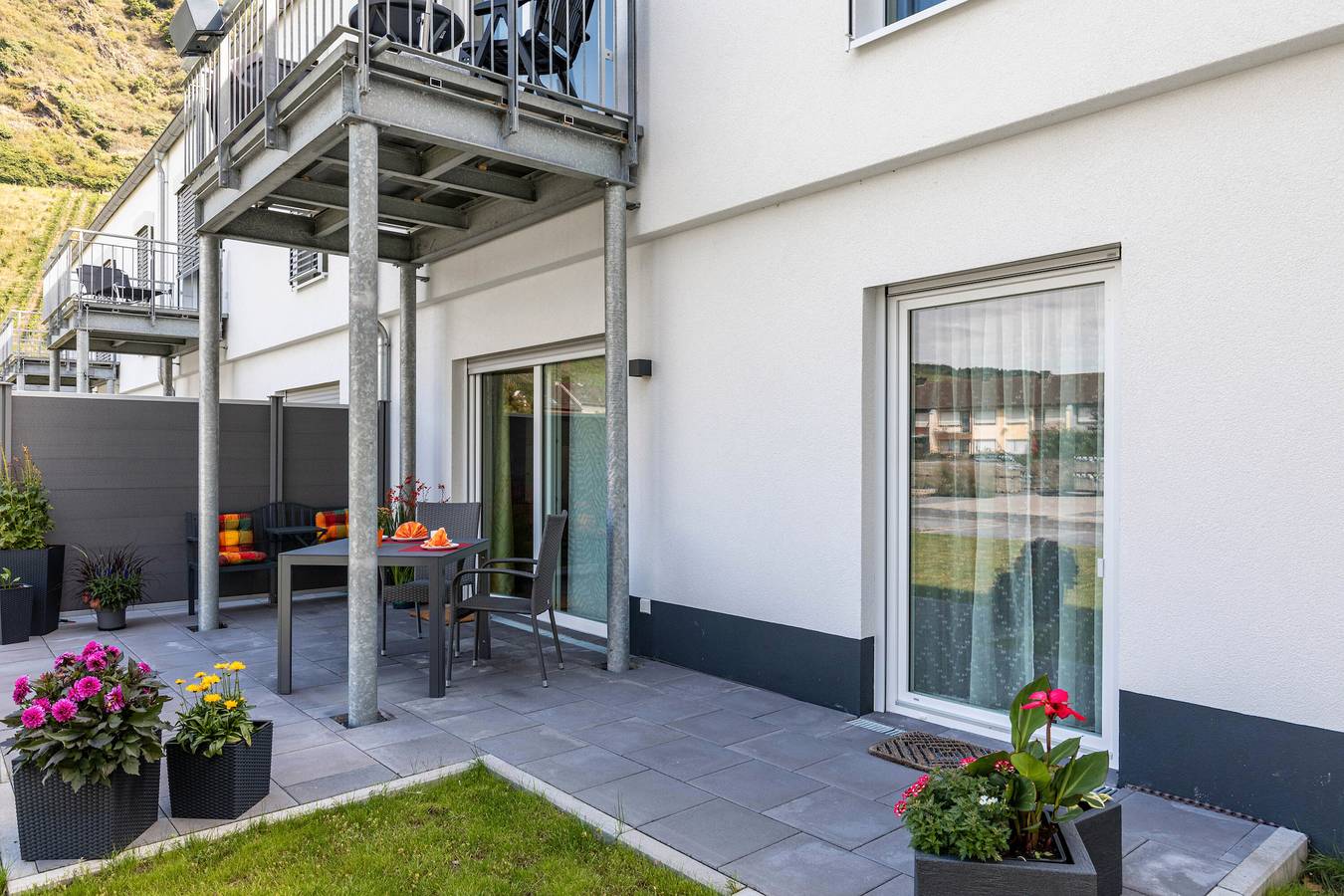 Apartamento entero, Apartamento 'Punkt15' con terraza privada, jardín y wifi in Leutesdorf, Osteifel