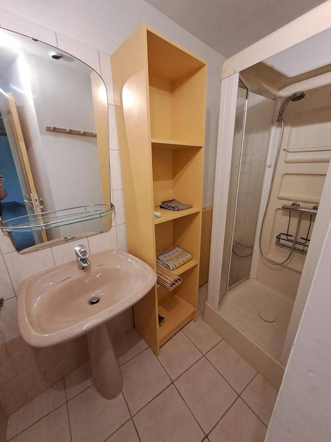 Location de vacances pour 6 personnes, avec jardin à Saint-Gourson - 4