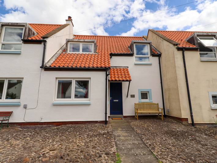 Cottage for 4 people in Holy Island