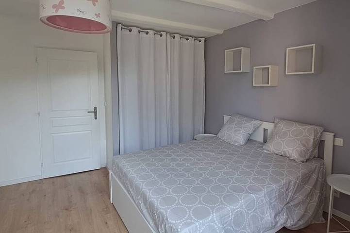 Location de vacances pour 8 personnes, avec jardin à Vivonne - 2