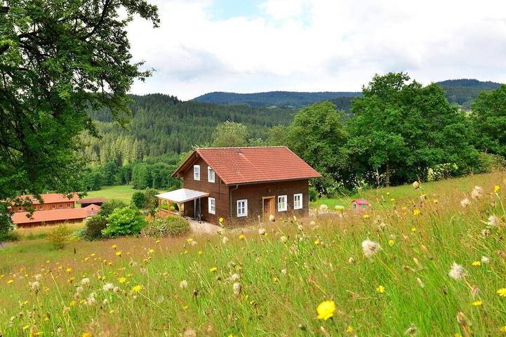 Ferienhaus für 4 Personen, mit Terrasse und Garten - 1