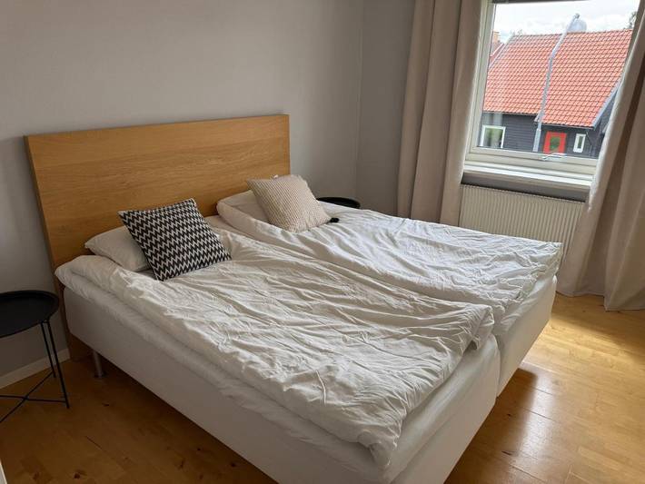 Lägenhet för 6 Personer, med Balkong samt Terass och Trädgård i Östersund