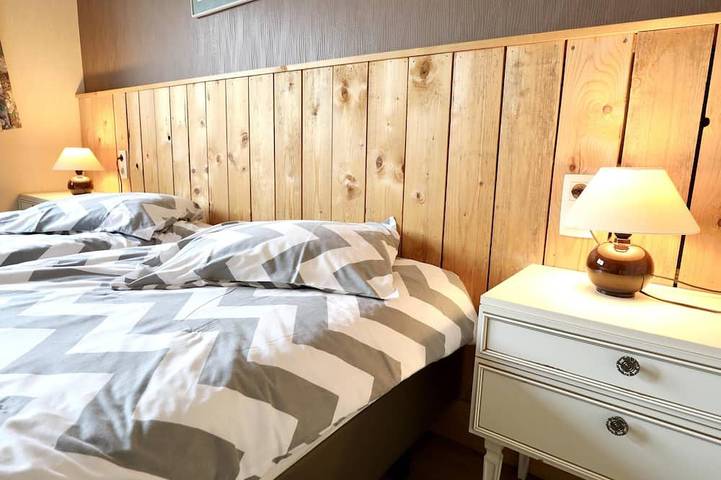 Location de vacances pour 19 personnes, avec terrasse et jacuzzi à Trooz - 4