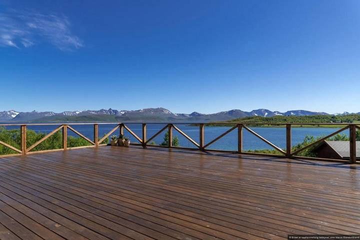 Ferienhaus für 8 Personen, mit Balkon und Whirlpool sowie Terrasse und Garten in Vesterålen - 3