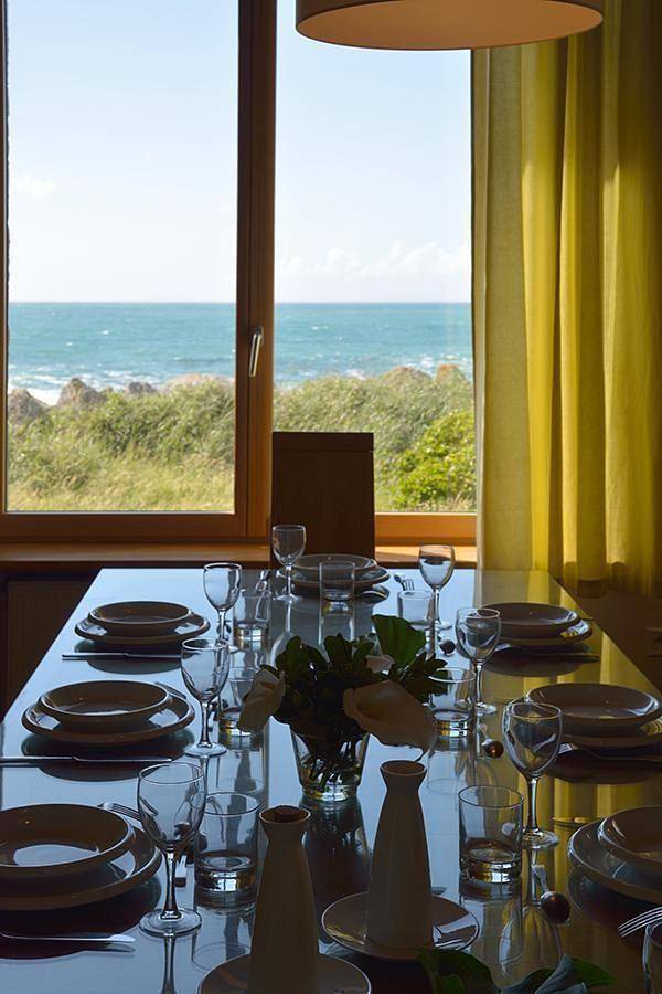 Villa "Le Viben" with water views in Penmarch, Region de Quimper