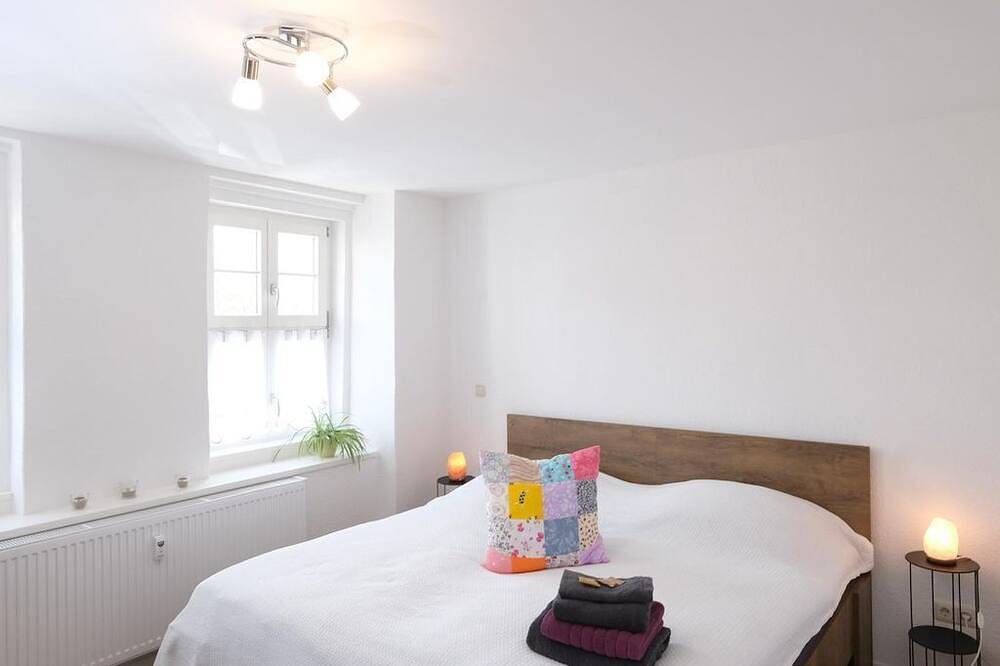 Ganze Wohnung, Ferienwohnung Familie Rausch - Fewo, Dusche, Wc, 1 Schlafraum in Plauen, Chemnitz und Umgebung