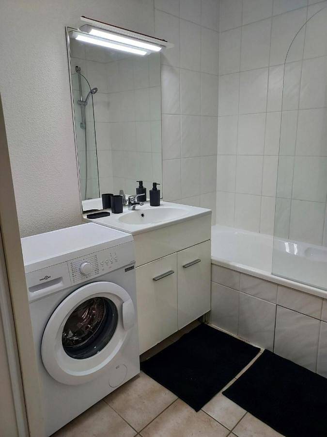 Gîte pour 4 personnes, avec terrasse et piscine à Nérac - 2