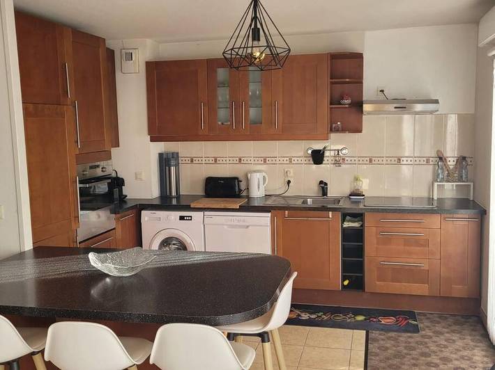 Location de vacances pour 6 personnes, avec jardin à Saint-Genis-Pouilly - 4