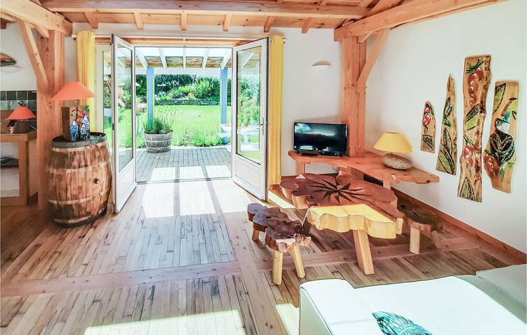 Location de vacances pour 4 personnes, avec terrasse et jardin à Plouguerneau - 3