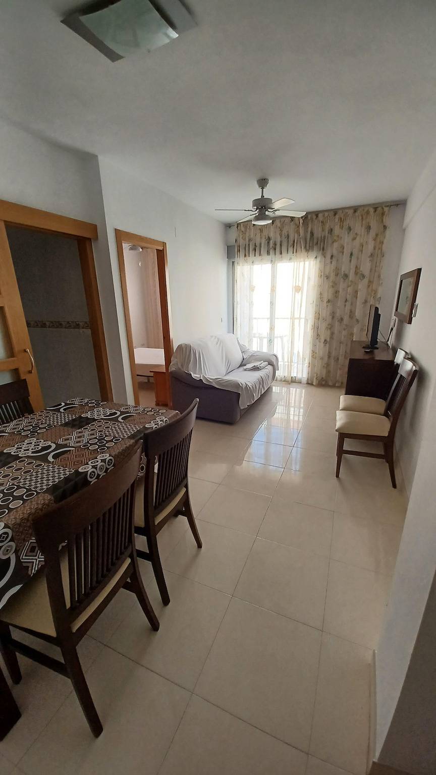 Apartamento entero, Apartamento de vacaciones para 6 personas con balcón in Peñíscola, Costa del Azahar