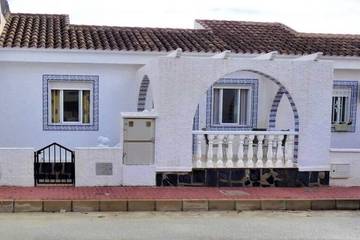 Location de vacances pour 6 personnes, avec terrasse dans Camposol