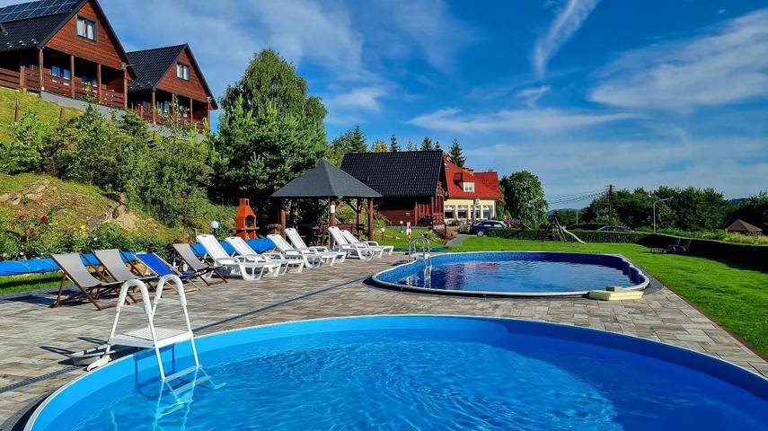 Domek letniskowy dla 6 osób, z Balkon i Taras oraz Ogród i Basen dla dzieci w Solina