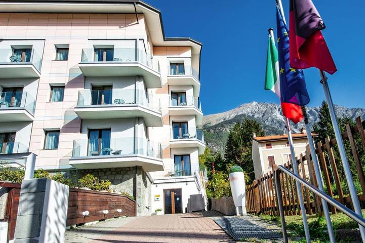 Hôtel pour 3 personnes, avec jardin ainsi que vue et sauna, animaux acceptés