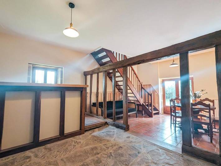 Location de vacances pour 15 personnes, avec terrasse et vue à Crevant - 4