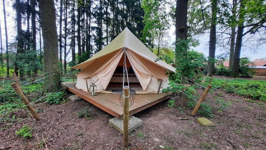 Zelt für 2 Personen, mit Terrasse und Garten sowie Ausblick in der Lüneburger Heide