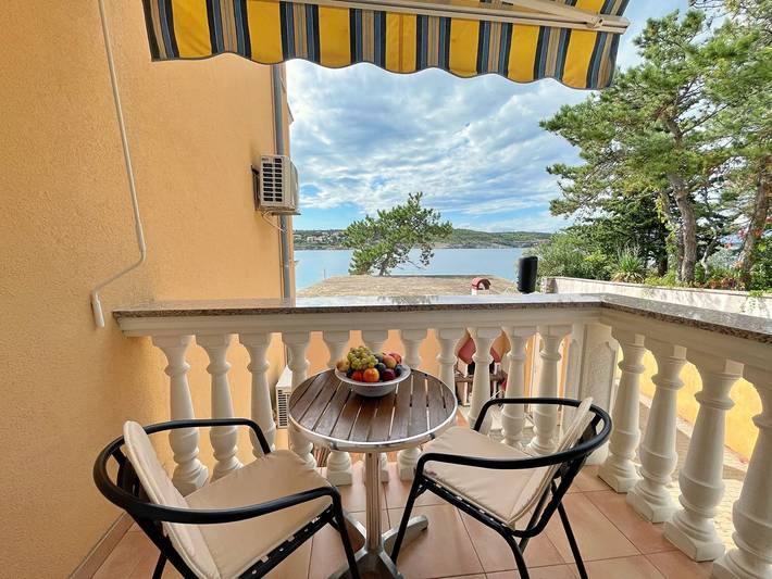 Ferienwohnung für 3 Personen, mit Balkon/Terrasse in Silo (Krk)