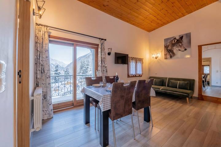 Ganze Wohnung, Le Cristal Nb15 Mont-Blanc View, Pool, Parking & Free WiFi in Argentière, Chamonix