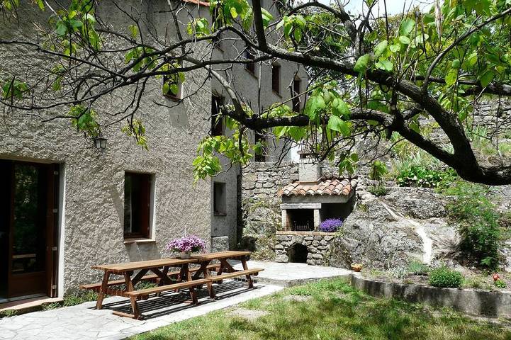 Gîte pour 15 personnes, avec sauna et jardin