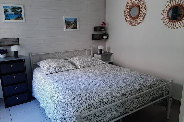 Location de vacances pour 4 personnes, avec terrasse et jardin à Tourves - 2