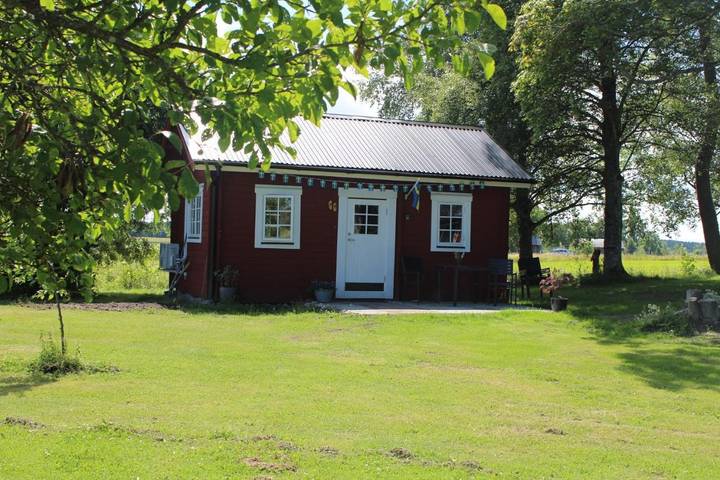 Ferienhaus für 5 Personen, mit Sauna und Garten sowie Ausblick, mit Haustier in Gullspang