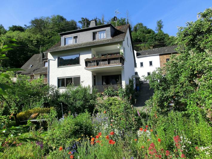 Ferienwohnung für 2 Personen, mit Garten und Balkon an der Burg Eltz
