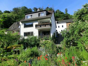 Ferienwohnung für 2 Personen, mit Garten und Balkon an der Burg Eltz