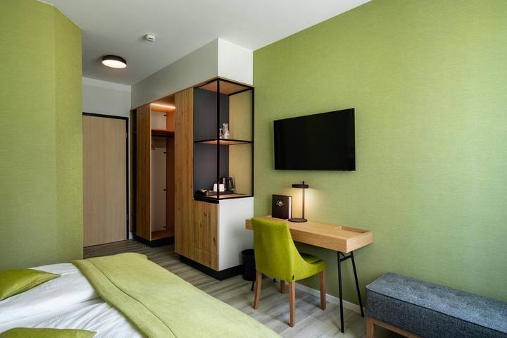 Hotel für 2 Personen, mit Terrasse und Garten sowie Pool und Sauna in Lambrechtshagen - 4