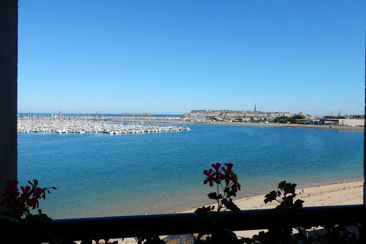 Gîte pour 4 personnes dans Port de Plaisance des Sablons