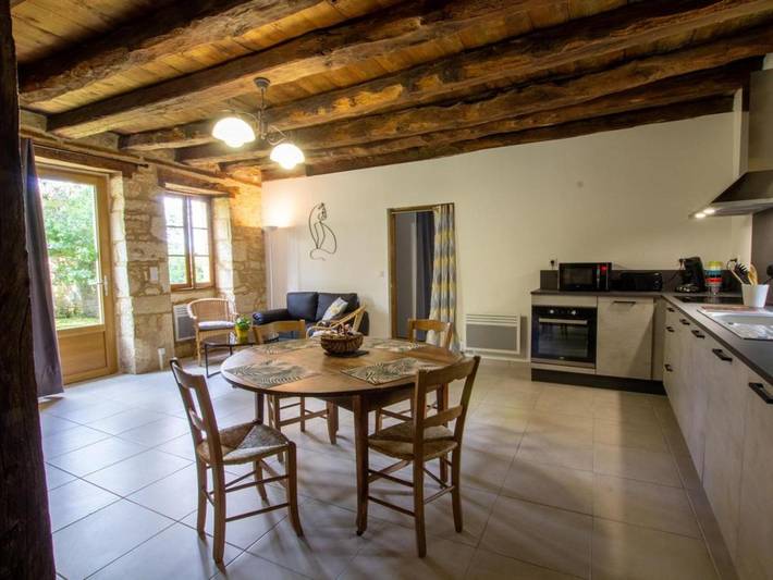 Location de vacances pour 4 personnes, avec terrasse et jardin, animaux acceptés à Borrèze - 2