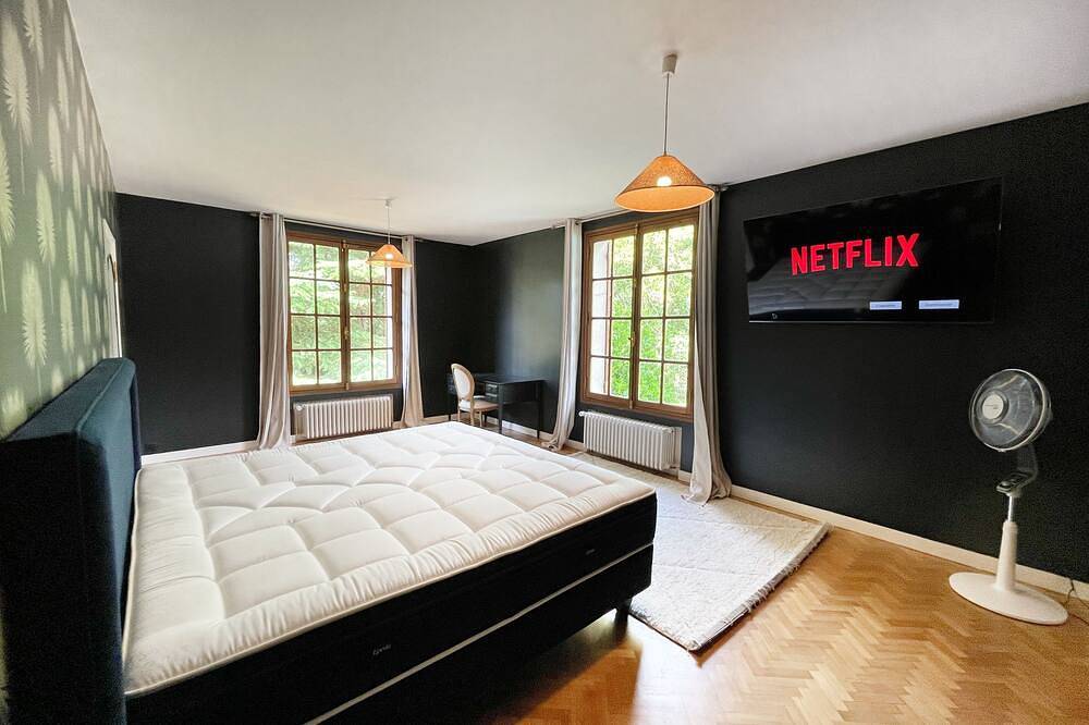 Royal Auffreville - 650m2 - 6 chambres in Auffreville-Brasseuil, Yvelines