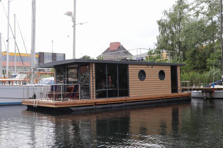 Hausboot Lina, Flensburg in Flensburg, Grünes Binnenland