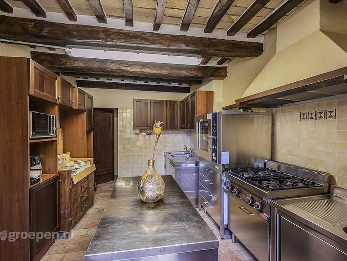 Casa vacanza per 20 persone con piscina in Monte San Martino, Provincia di Macerata