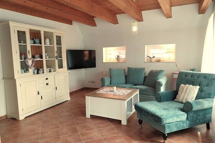 Ferienhaus für 6 Personen, mit Terrasse und Garten in Krummhörn