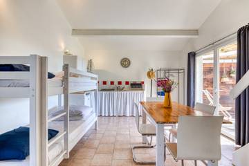 Maison De Vacances pour 5 Personnes dans Saintes-Maries-de-la-Mer, Parc naturel régional de Camargue, Photo 2