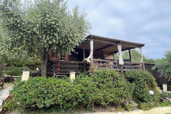 Le Terrazze del Geco Bungalow A in San Lorenzo al Mare, Riviera di Ponente