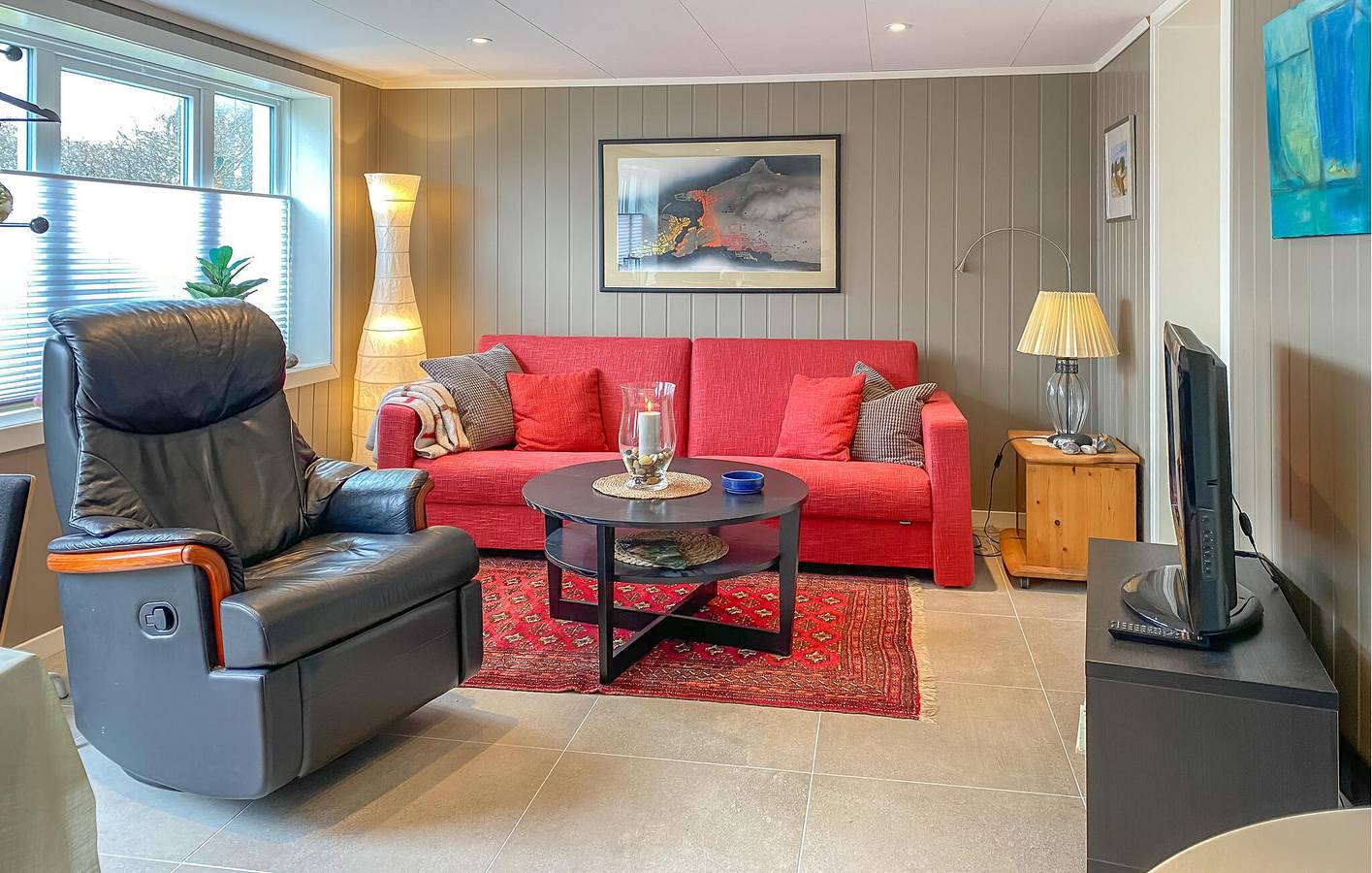 Ganze Ferienwohnung, Ferienwohnung für 4 Personen mit Garten in Sandøy, Nördliches Fjordnorwegen