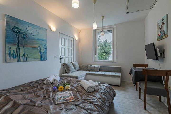 Ferienwohnung für 2 Personen, mit Terrasse und Meerblick in Slowenien - 2