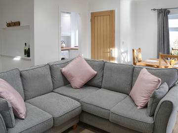 Log Cabin for 2 People in Benthall, Northumberland Coast, Photo 2