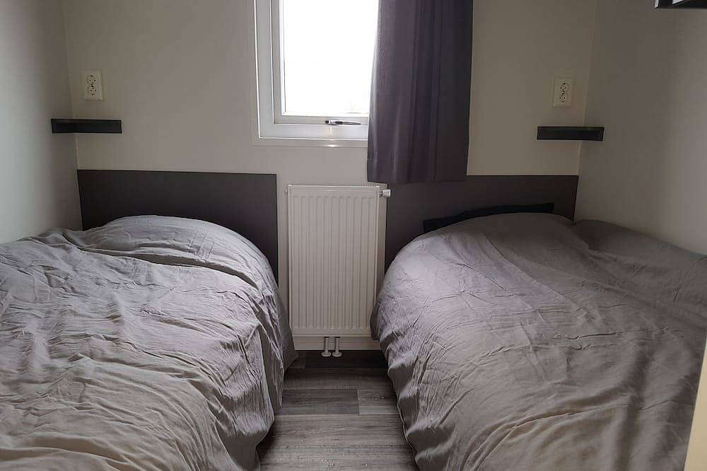 Chalet de luxe pour 4 p sur le parc de vacances Zonnedorp (Renesse, Pays-Bas) in Plage de Renesse, Renesse