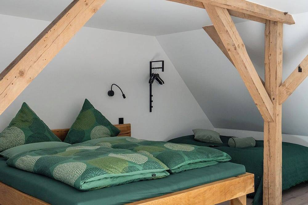 Ganze Wohnung, Außergewöhnliche Ferienwohnung „Kiefer“ in Dötlingen, Naturpark Wildeshauser Geest