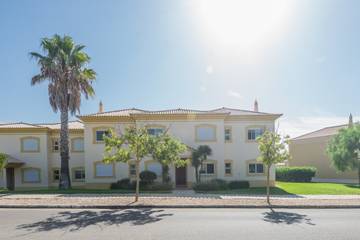 Holiday Rental for 4 People in Santa Maria, São Gonçalo de Lagos, Photo 2