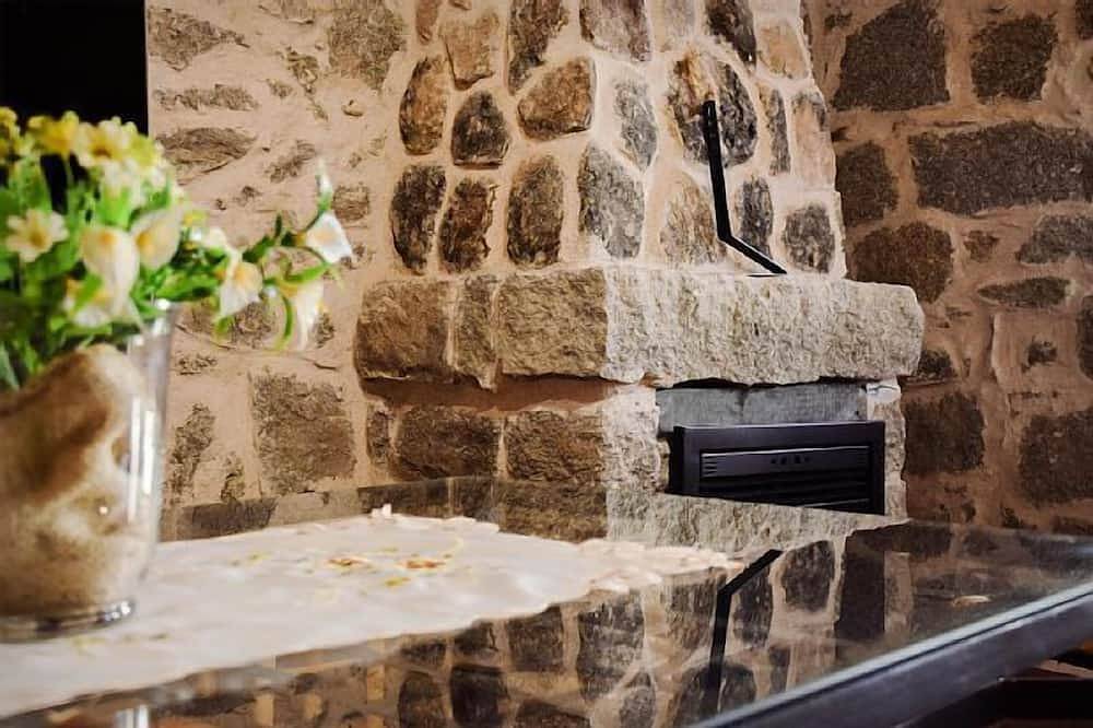 Self catering El Rincón de Iruelas for 4 people in El Barraco, El Burguillo Reservoir