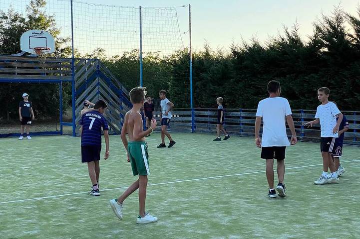 Location de vacances pour 4 personnes, avec terrasse et piscine, animaux acceptés à Puybrun - 4
