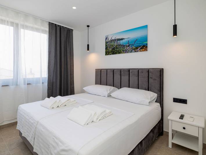 Ferienhaus für 5 Personen, mit Terrasse und Garten in Dramalj - 4