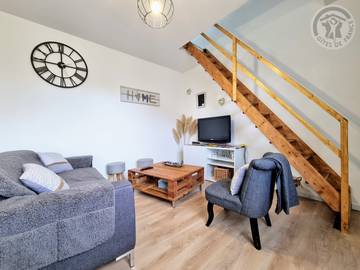 Gîte pour 3 personnes, avec jardin à Soindres