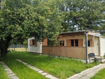 Gîte pour 6 personnes, avec jardin et vue à Toucy